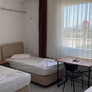 Standart Üç Kişilik Oda